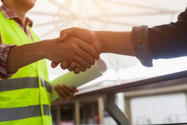 2 men handshaking